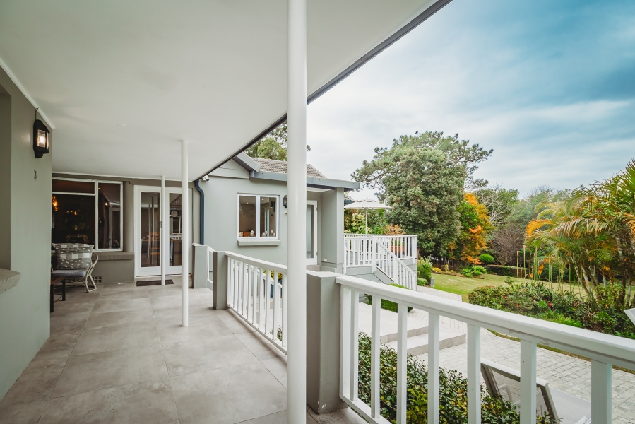 6 Bedroom Property for Sale in Heatherlands Western Cape